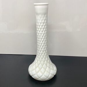 Milk glass vase